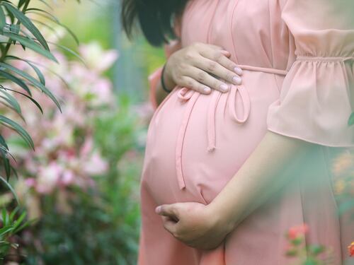 Covid e gravidanza, quali sono i rischi per una donna incinta?