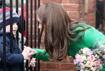 Kate Middleton: raggiante per una visita ufficiale nel cuore di Londra  5