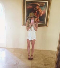 Britney Spears con gli occhiali, foto 8