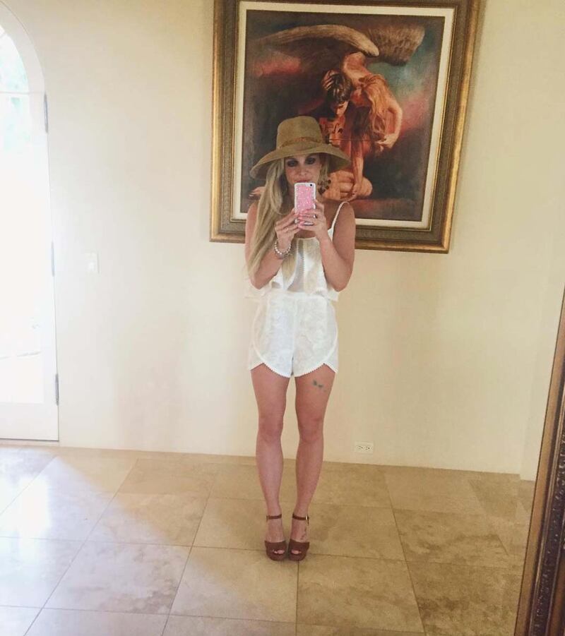 Britney Spears con gli occhiali, foto 8
