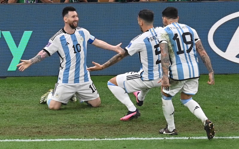 Messi festeggia