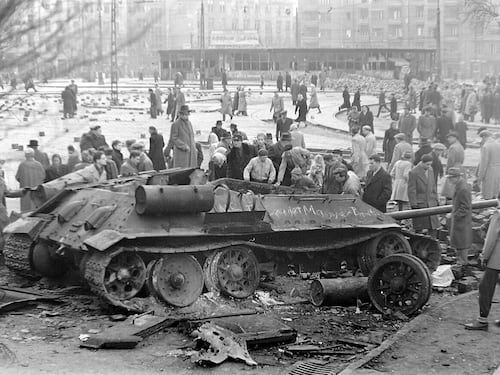 Ipocrisie, menzogne, conformismo: la cultura davanti al massacro