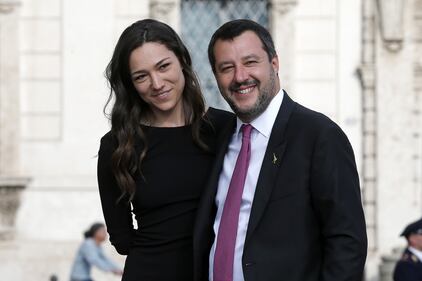 Salvini-Di Maio e le fidanzate al Quirinale per le celebrazioni del 2 giugno 1