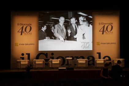 40 anni contro il coro 4