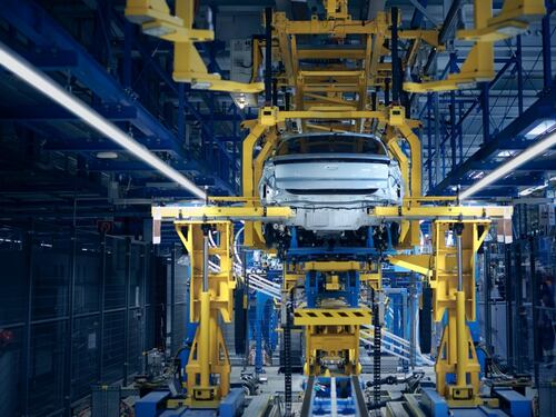 Ford inaugura il futuristico Electric Vehicle Center: ecco cos'è