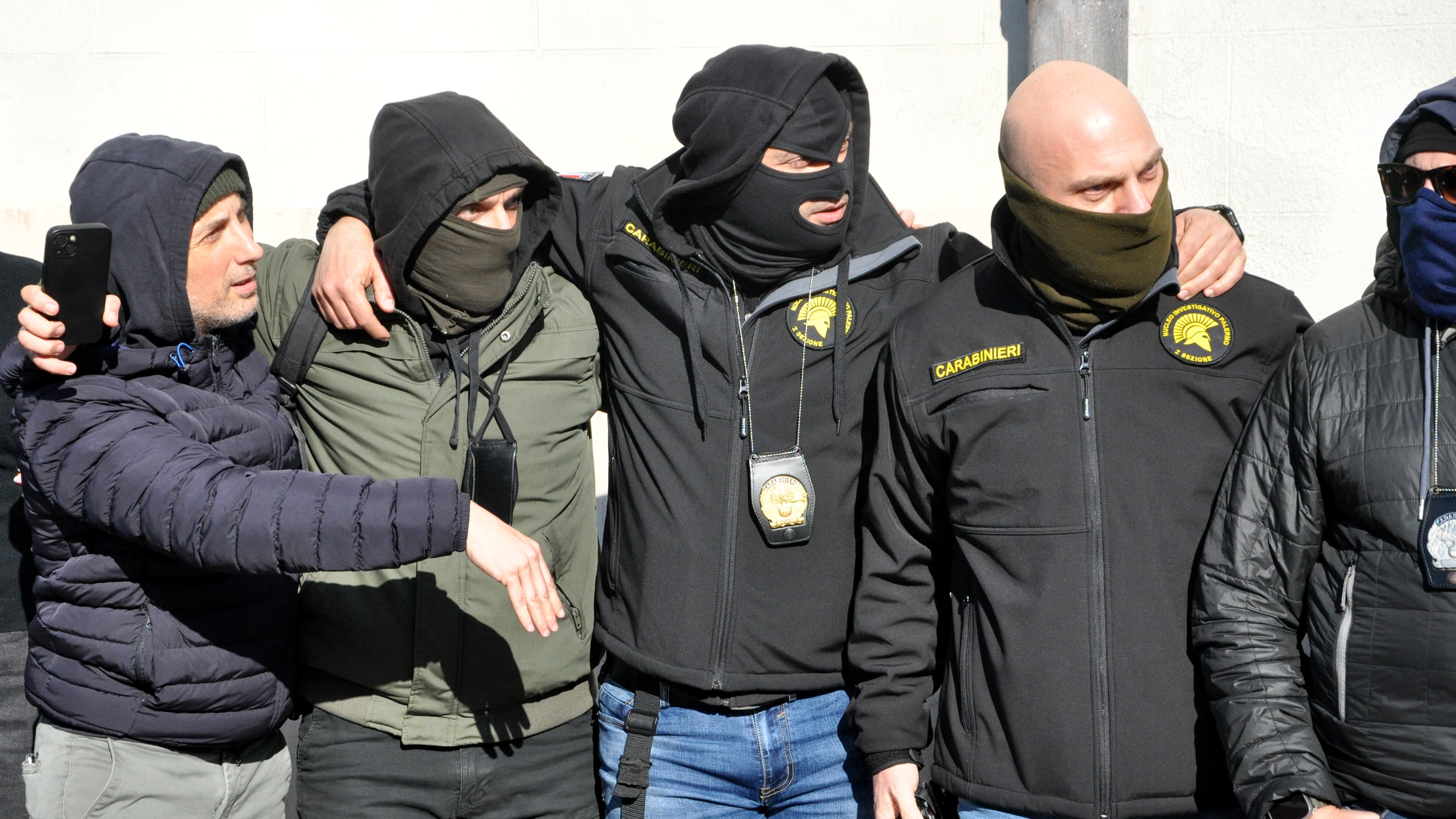 Si dissolve la mafia ma non l'antimafia: il mostro che smista potere e poltrone