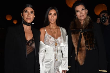Kim Kardashian in biancheria intima alla Paris Fashion Week 8