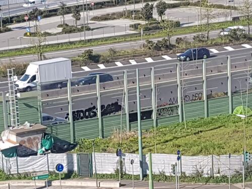 Baraccopoli in periferia a Milano
