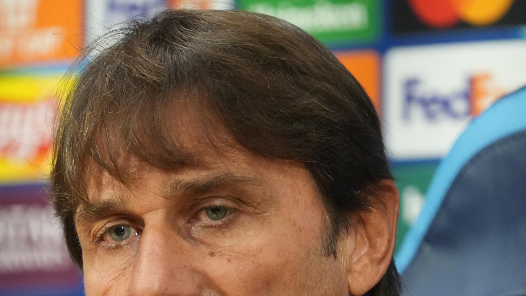 Conte, un mare di parole per far scordare i 6 gol presi
