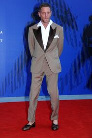 Lapo Elkann in ballerine a Venezia 3