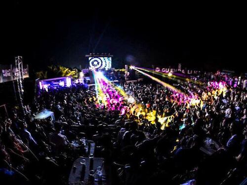 Morto in discoteca, il sindaco: "Se non sapete educare, non procreate"