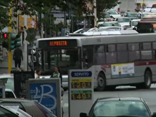 Roma, gambiano senza biglietto pesta controllori: arriva lo sciopero