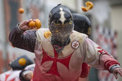 Storica battaglia delle arance ad Ivrea 4