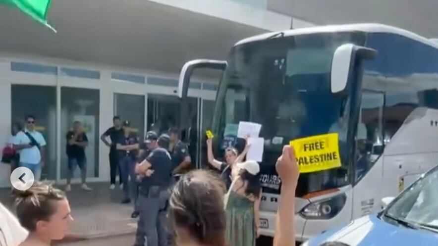 "Fuori i sionisti, Palestina libera". I pro Pal ora vogliono cacciare gli israeliani dall'Italia