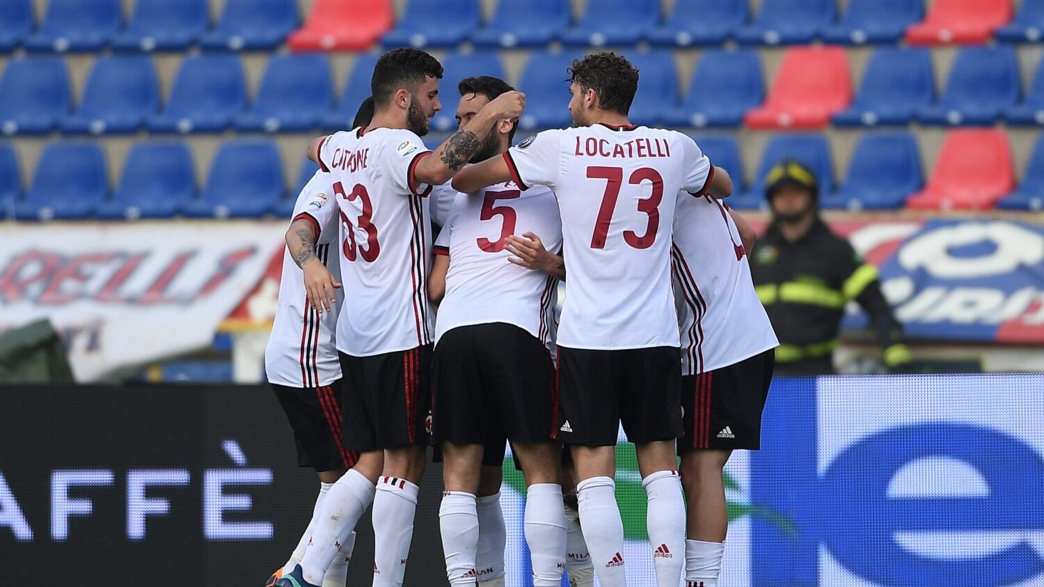 Serie A, il Milan vince 2-1 a Bologna. L'Atalanta ne fa tre al Genoa, ok la Samp
