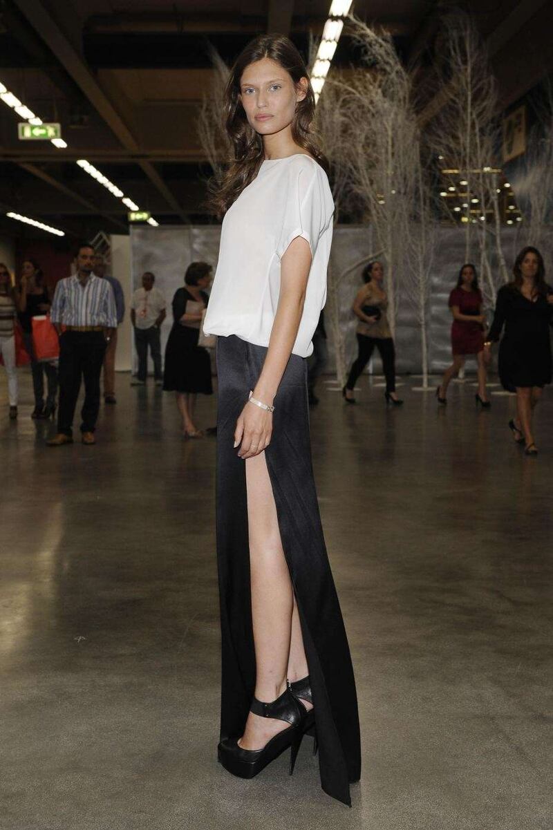 Bianca Balti, i look sexy 7