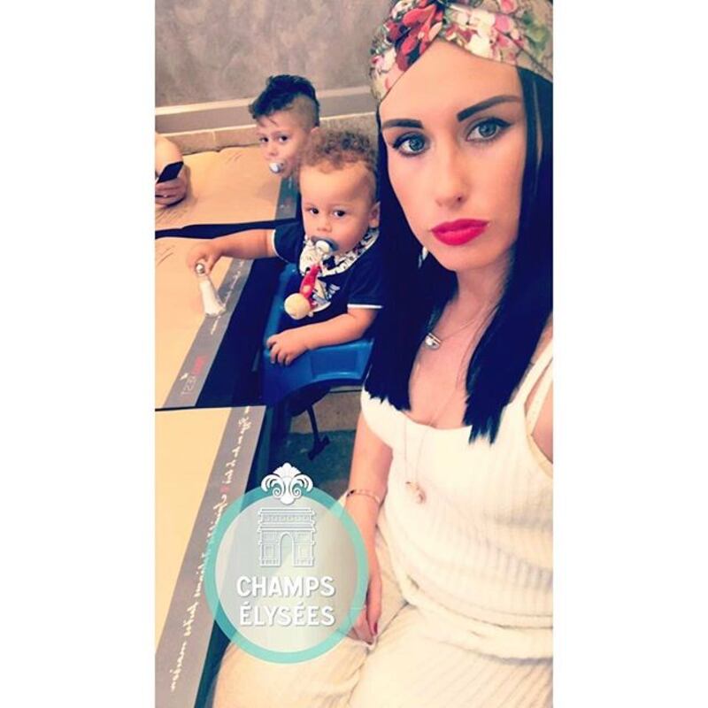 Lady Aubameyang si prende la scena su Instagram 8