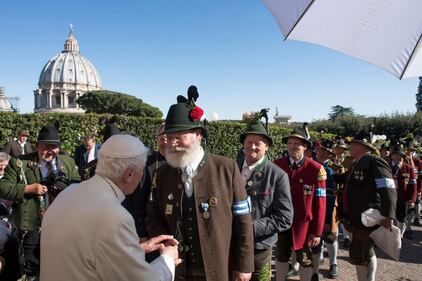 La festa dei 90 anni di Benedetto XVI 2