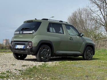 Hyundai Inster Cross: tutte le foto 14