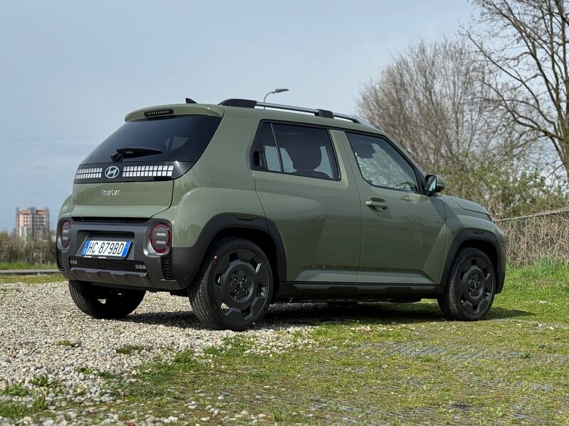 Hyundai Inster Cross: tutte le foto 14