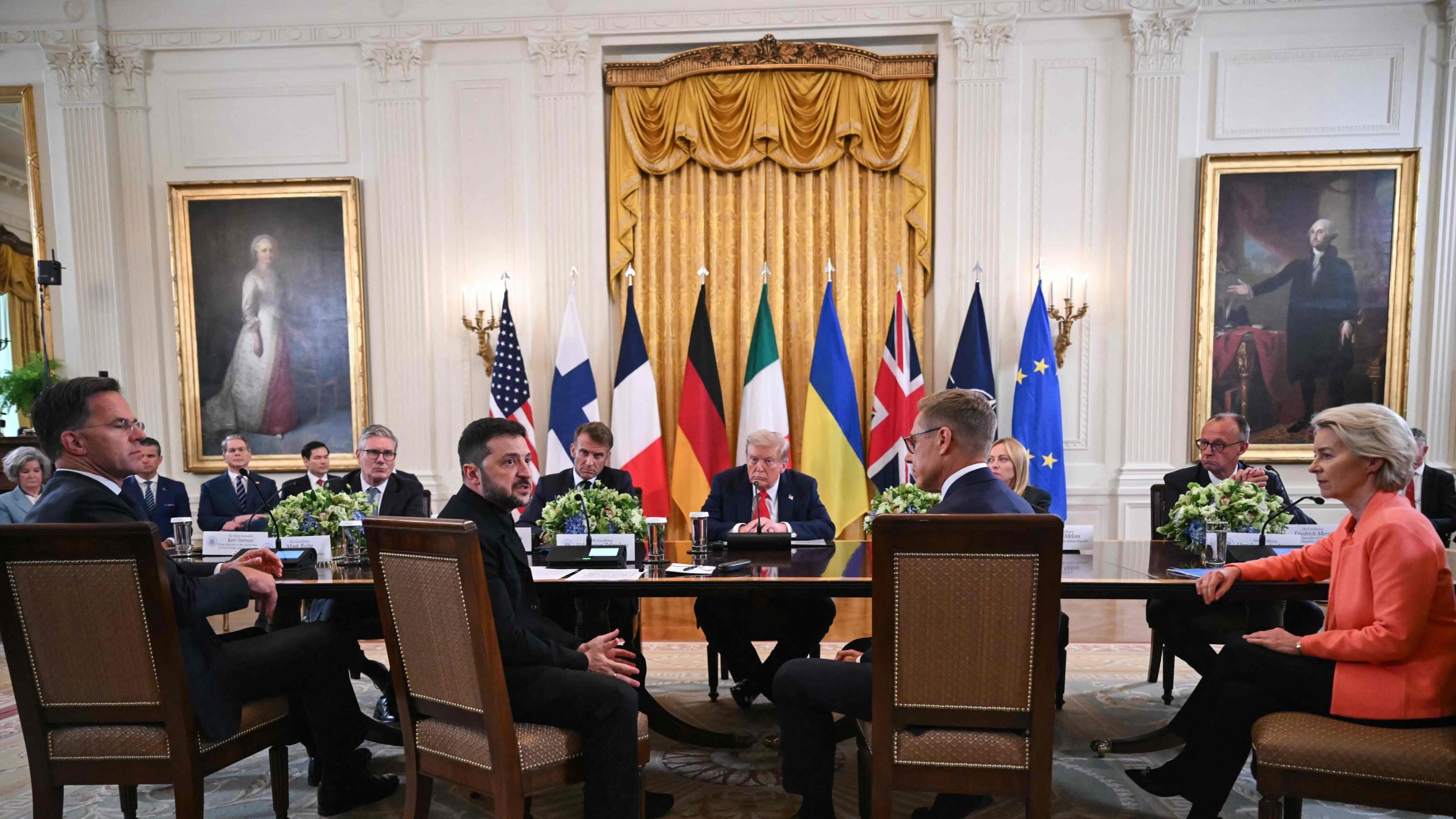 Torna il dialogo, mancano i dettagli