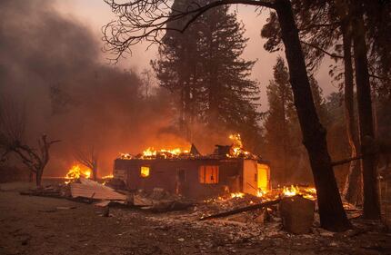 Inferno di fuoco in California 11