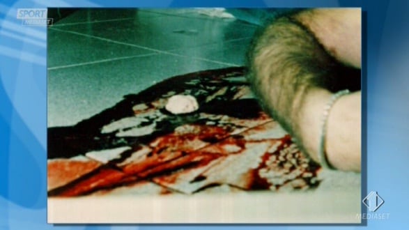 Pantani, c'è la foto del cadavere. Mollica di pane e cocaina: è giallo