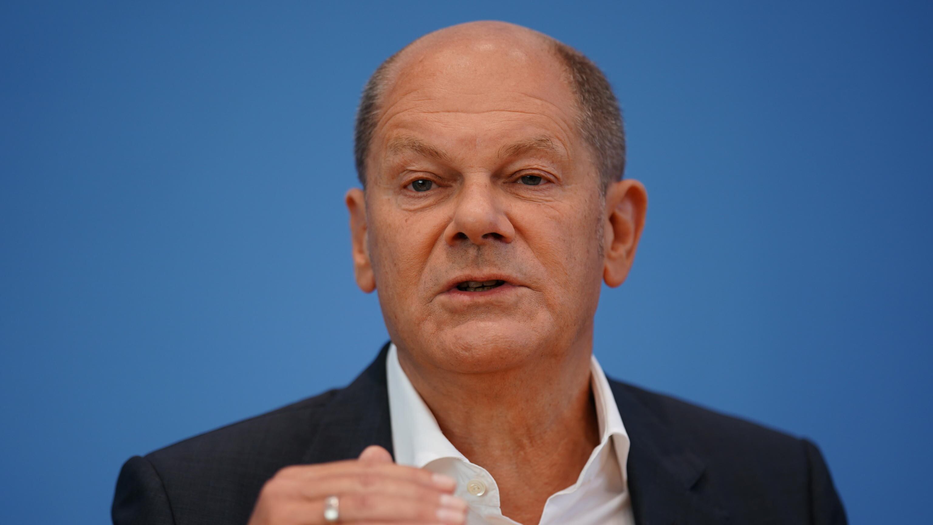 Scholz nei guai: la Corte dei conti tedesca boccia lo scudo da 200 miliardi