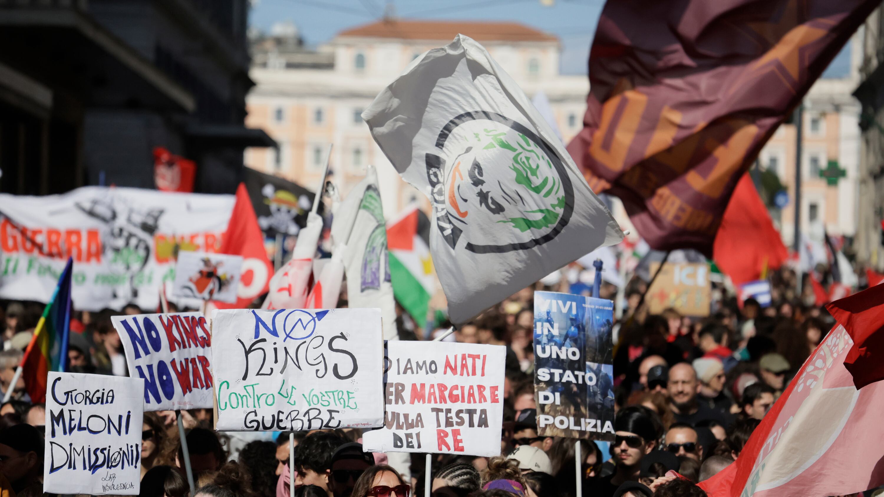 Il nuovo movimento anti-regimi? Strizza l’occhio a Putin e Hamas