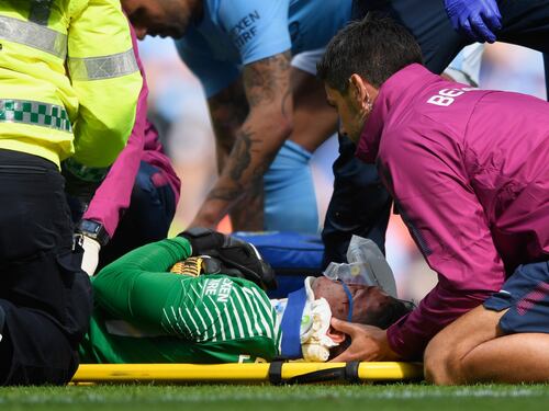 Il fallo di Manè su Ederson