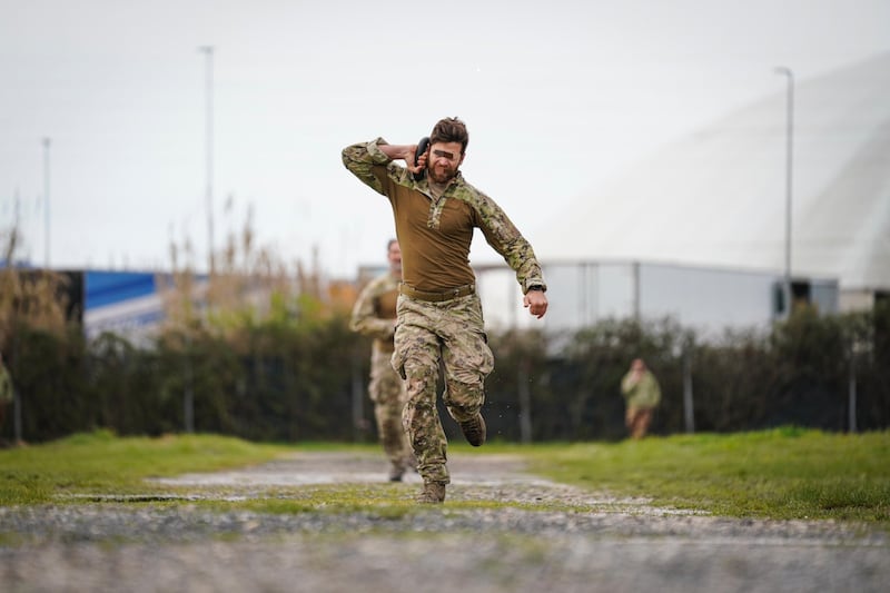 Nella base che forma le forze speciali 2