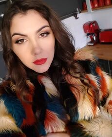 Valentina Nappi provocante in acqua 12