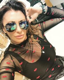 Sabrina Salerno mozzafiato in piscina  6