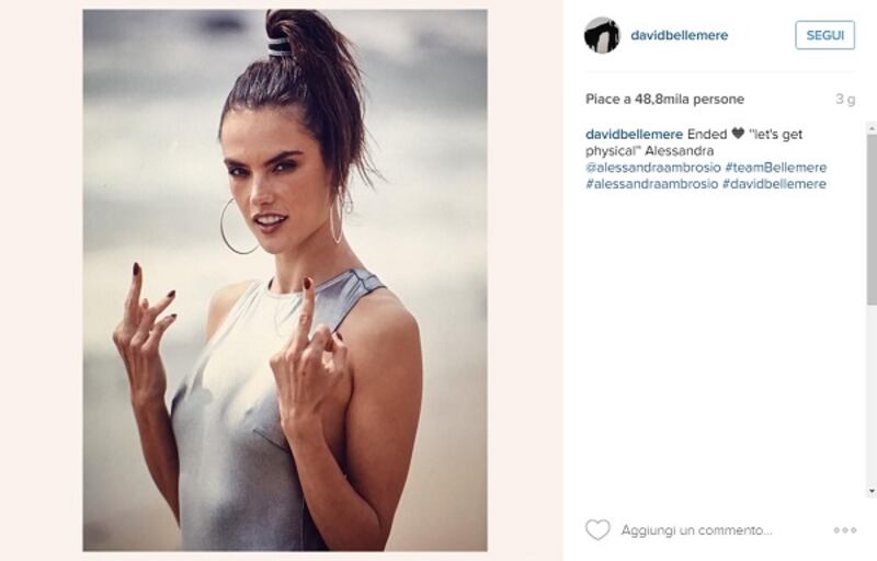 Alessandra Ambrosio, scatti bollenti a Malibu su Instagram: foto 10