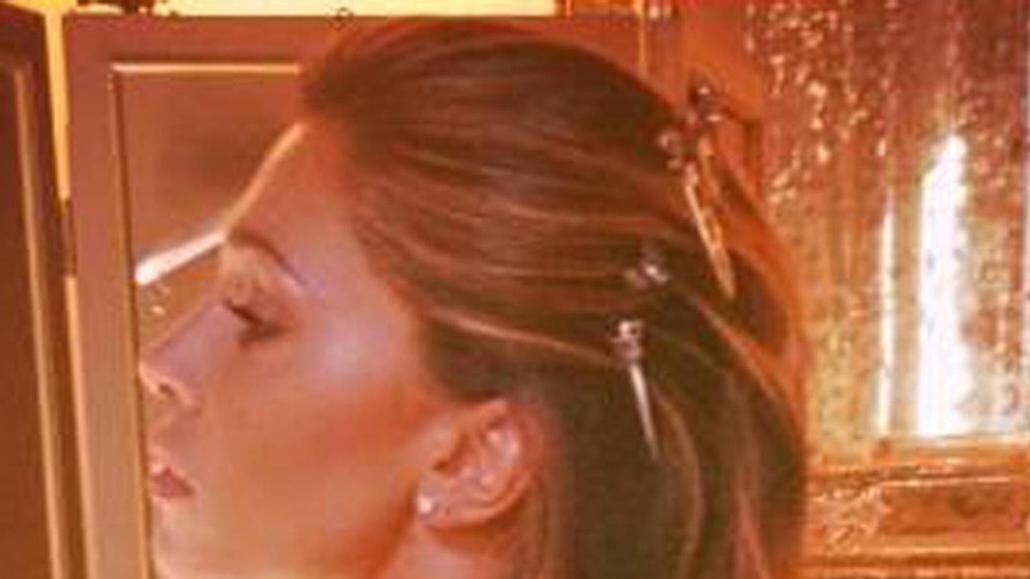 Belen, un sì da regina Ma i "sudditi" si ribellano: "24 ore da sequestrati"