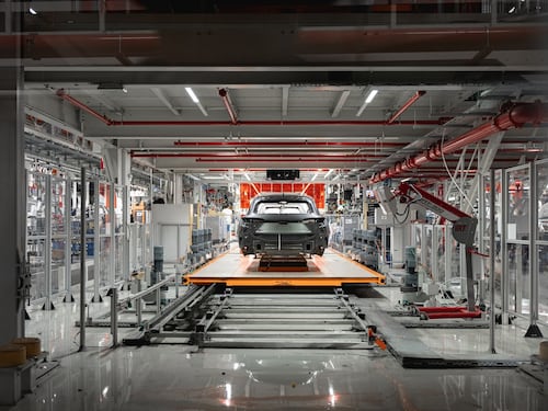Audi resta a piedi sull'elettrico, stop alla fabbrica a Bruxelles