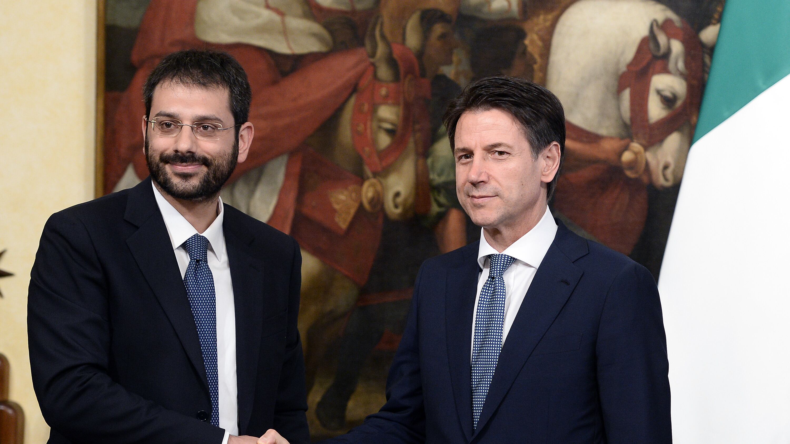 Nelle carte s'intrecciano le trame dell'ex sottosegretario grillino