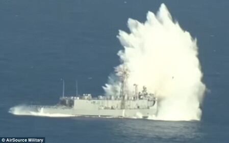 La fregata inaffondabile: 12 ore di bombardamenti per andare a picco 7