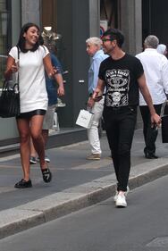 Dayane Mello e Giulia Salemi shopping a Milano 16