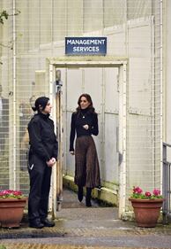 Kate Middleton tra i bambini, foto 3