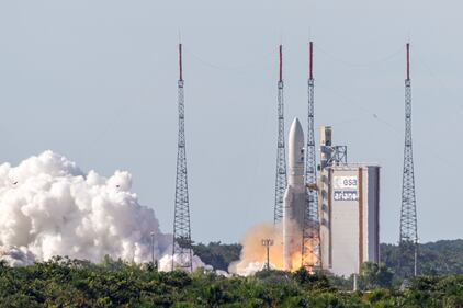 Guyana francese, il lancio del satellite Edrs 7
