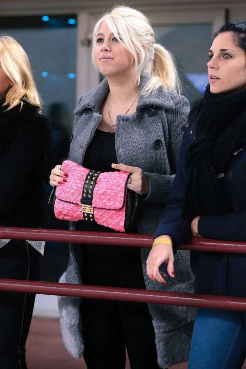 Wanda Nara, selfie da urlo: "triangolo" in archivio, è felice con Icardi 17