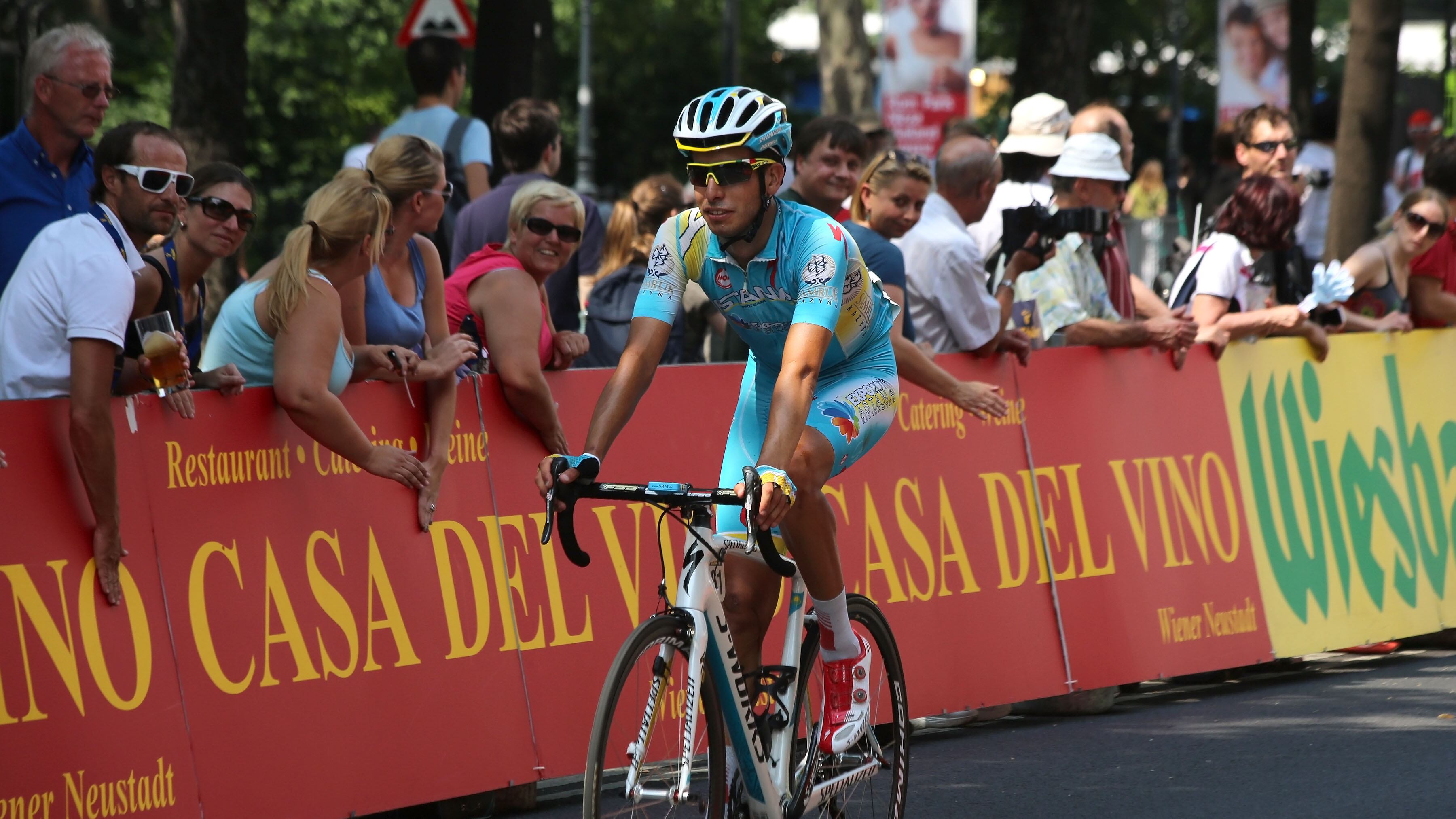 Vuelta, ancora Aru spettacolo: secondo trionfo in montagna