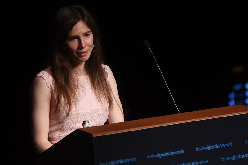 Amanda Knox si commuove al Festival della Giustizia 7