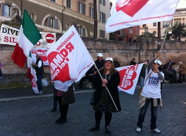 La piazza di Salvini 13