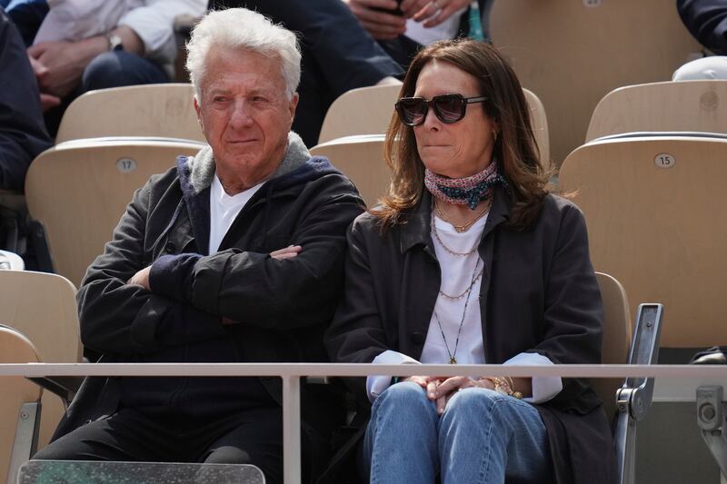Parata di vip al Roland Garros per la finale tra Alcaraz e Sinner: le immagini più belle 1