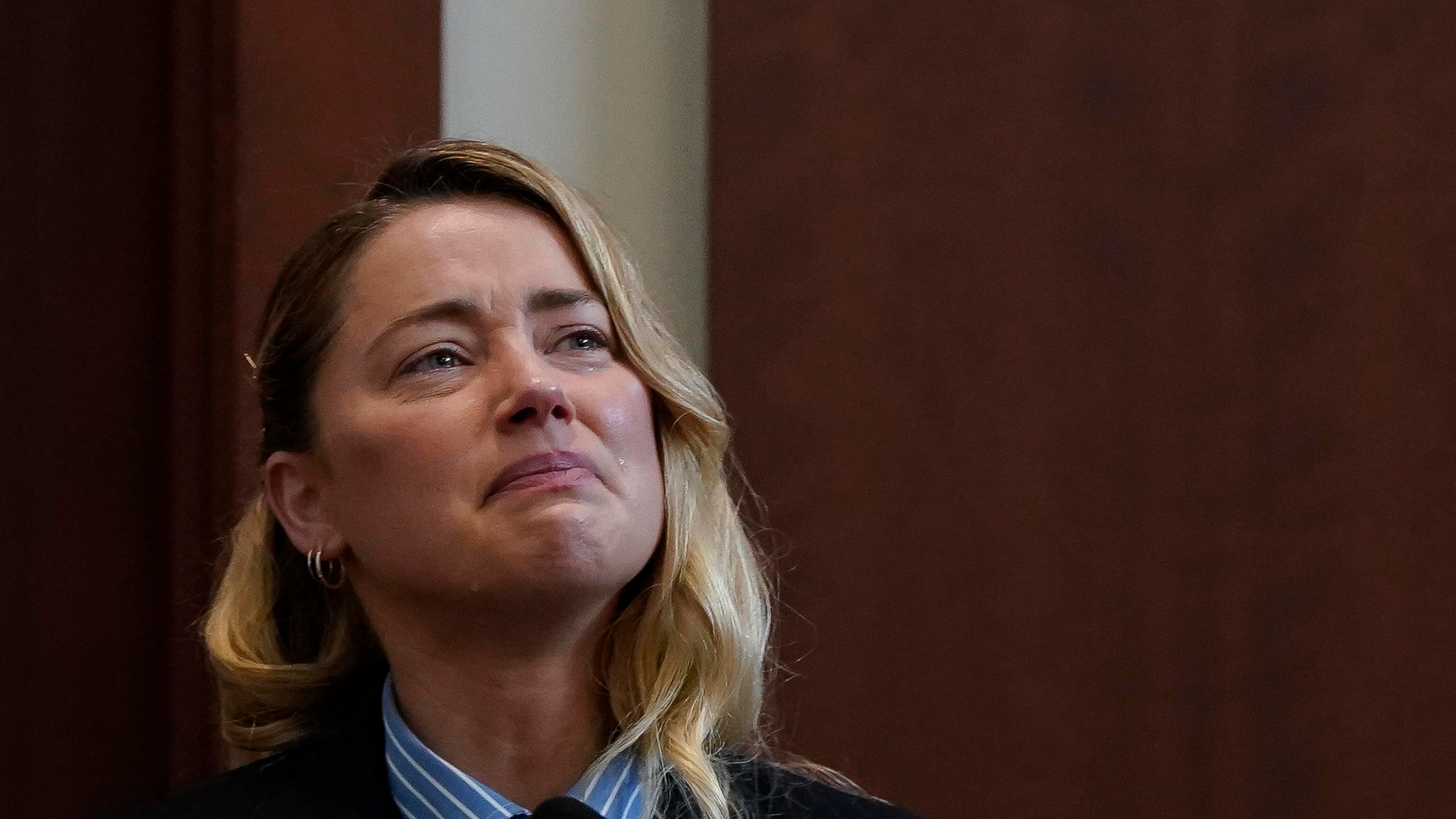 Amber Heard non si arrende e tira in ballo la libertà di espressione