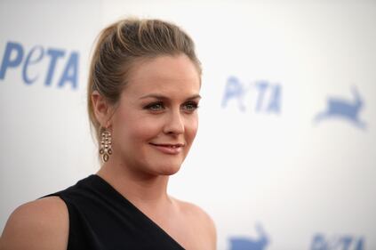 Alicia Silverstone nuda per PETA 29