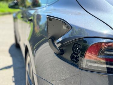 Tesla Model S Plaid: guarda la gallery della super berlina elettrica 13