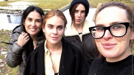 Le figlie di Demi Moore non le hanno parlato per tre anni